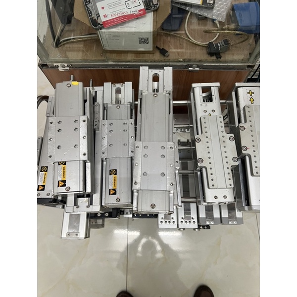 Trục Z chế máy Hàn cell pin