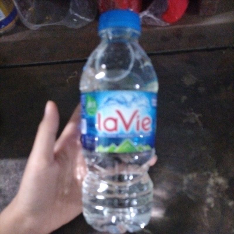 Chai nước lavie 350ml tự nhiên