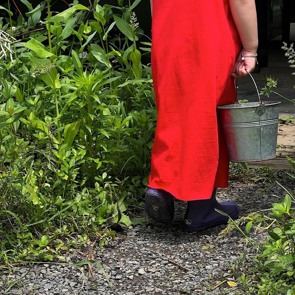 Váy hai dây bé gái màu sắc basic V126 sz 80-130, váy 2 dây cotton suông dài, thời trang đi biển siêu xinh cho bé hè 2023