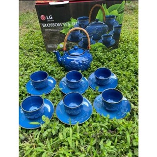Bộ ấm trà hoa văn chạm nổi dong hwa hàn quốc tsetb06 - hàng km lg