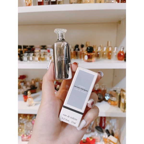 Siêu phẩm nước hoa mini nữ Narciso Essence cực kì hiếm 7.5ml
