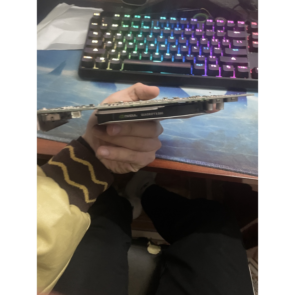 Card màn hình Fx580  512MB 128 byte R3