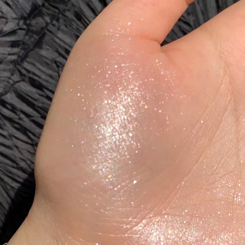 yakult Galaxy Phấn Mắt Màu Ánh Ngọc Trai Phân Cực Lấp Lánh Có Thể Sử Dụng Với Siêu Sáng Giá Cả Phải Chăng Cho Học Sinh