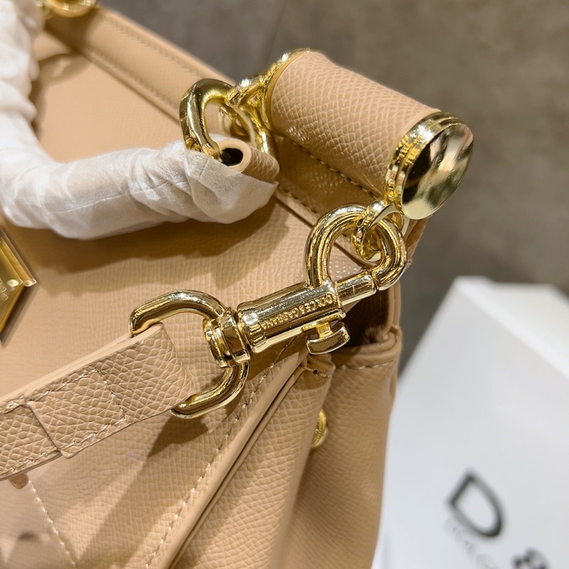 Túi xách DG 𝐒𝐈𝐂𝐈𝐋𝐘 𝐃𝐀𝐔𝐏𝐇𝐈𝐍𝐄  Size 21Cm sẵn hàng