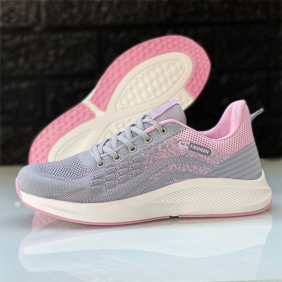 Giày thể thao nữ siêu đẹp