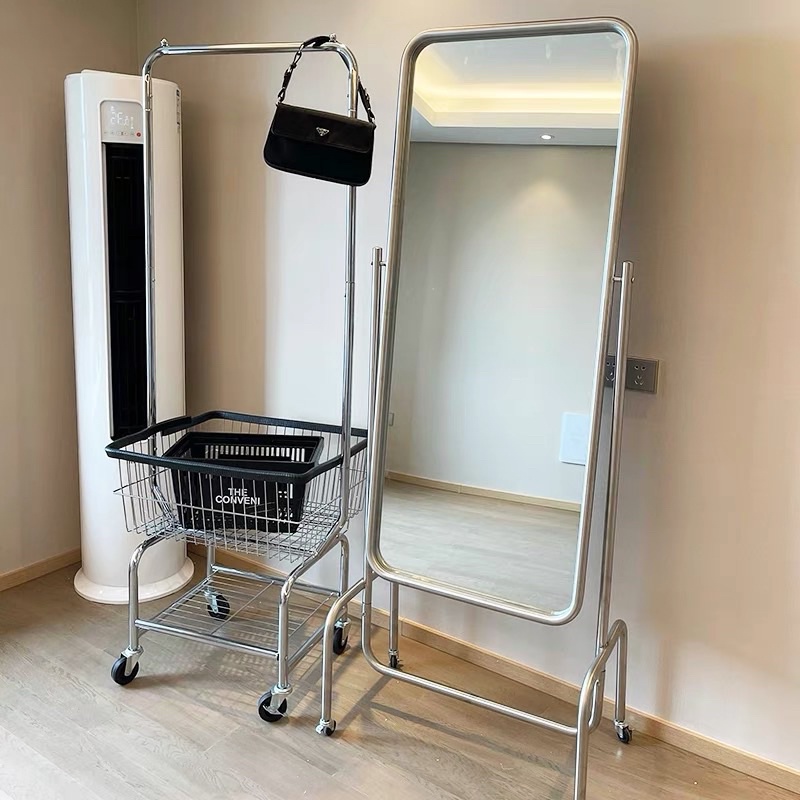 Giá Treo Đồ Inox Kèm Giỏ Chứa Đồ Livestream Decor