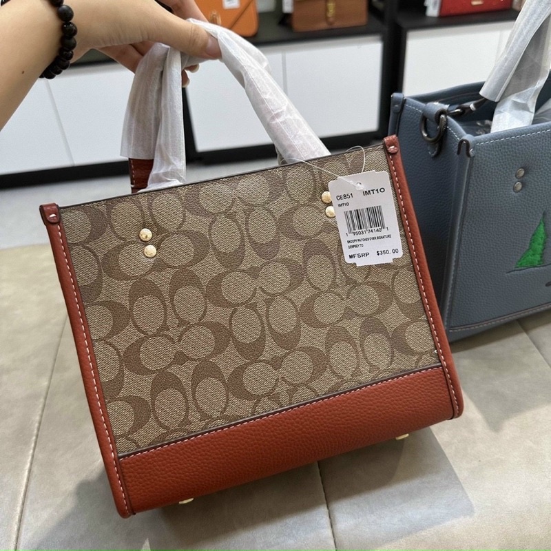 Túi Coach Tote X Peanuts hoạ tiết sticker