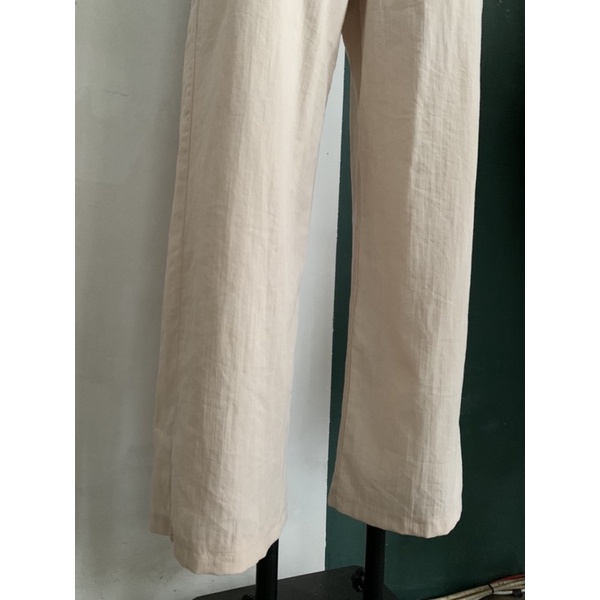 Quần suông be đũi