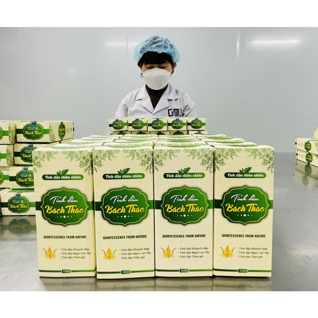 Tinh dầu Bách Thảo bôi ho, sổ mũi, khò khè cho bé