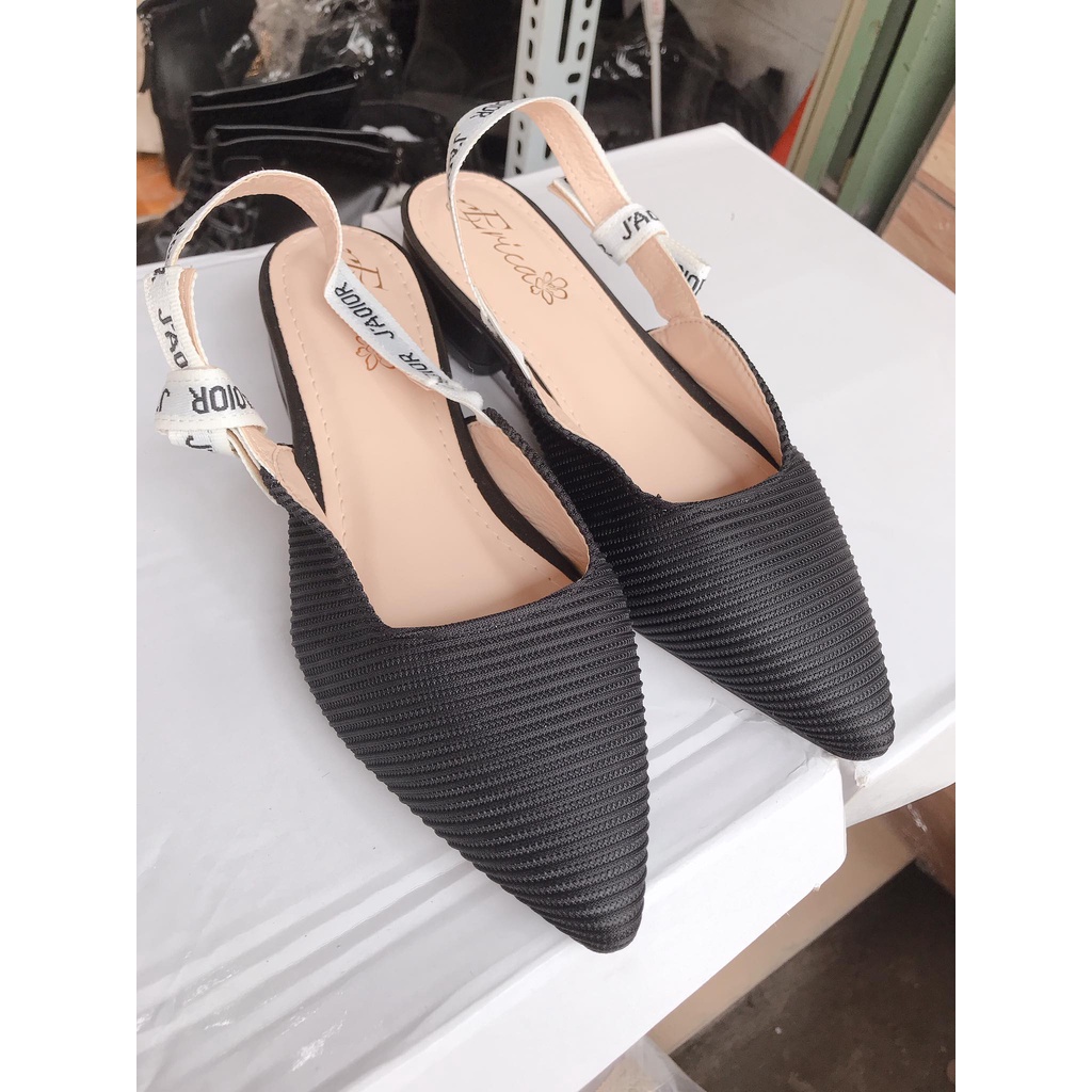 Sandal bệt đế bằng J'adior nơ trắng mũi nhọn