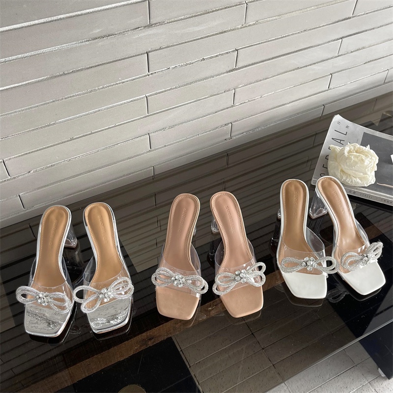 Giày Cao Gót Mũi Vuông Quai Trong Suốt Đính Đá Thời Trang Mới