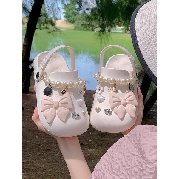 Dép crocs đính đá Ngọc