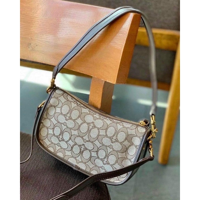 Túi đeo vai Coach Swinger Bag dư xịn