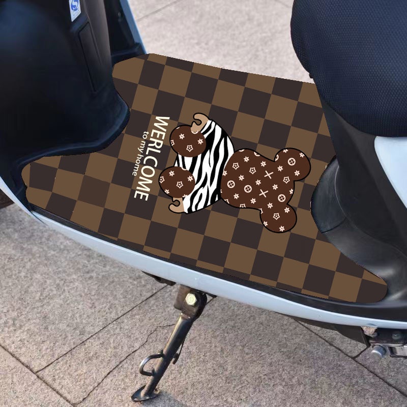 Thảm Chùi Chân Chống Trượt Họa Tiết Hoạt Hình Dễ Thương Dành Cho Xe Điện