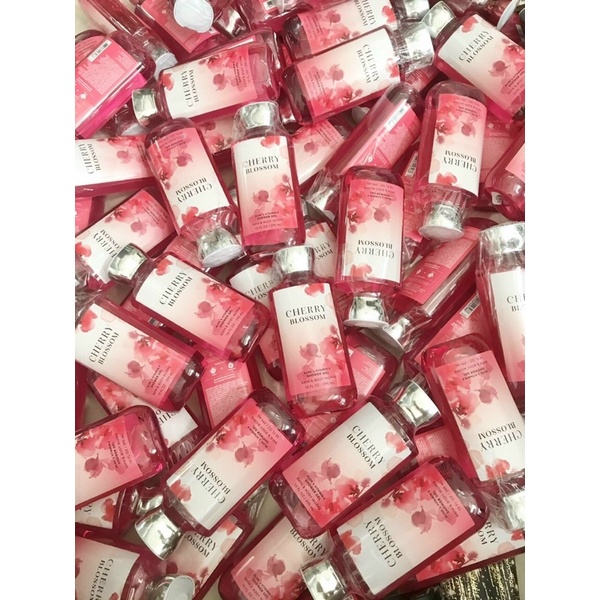 Sữa tắm Bath & Body works 295ml