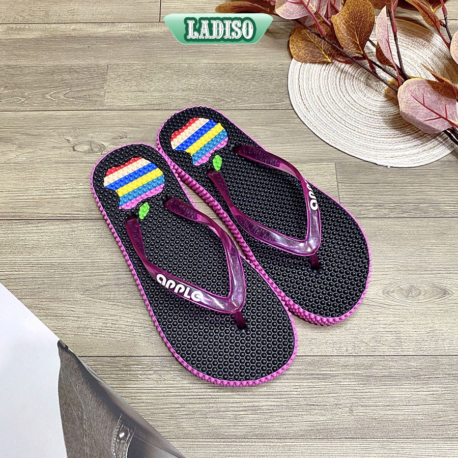 Dép kẹp nữ có lót massage kèm họa tiết trái táo màu trơn quai mềm dễ chịu LADISO - TT471