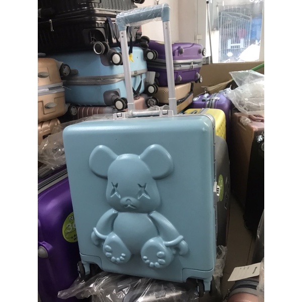 Vali khung nhôm gấu