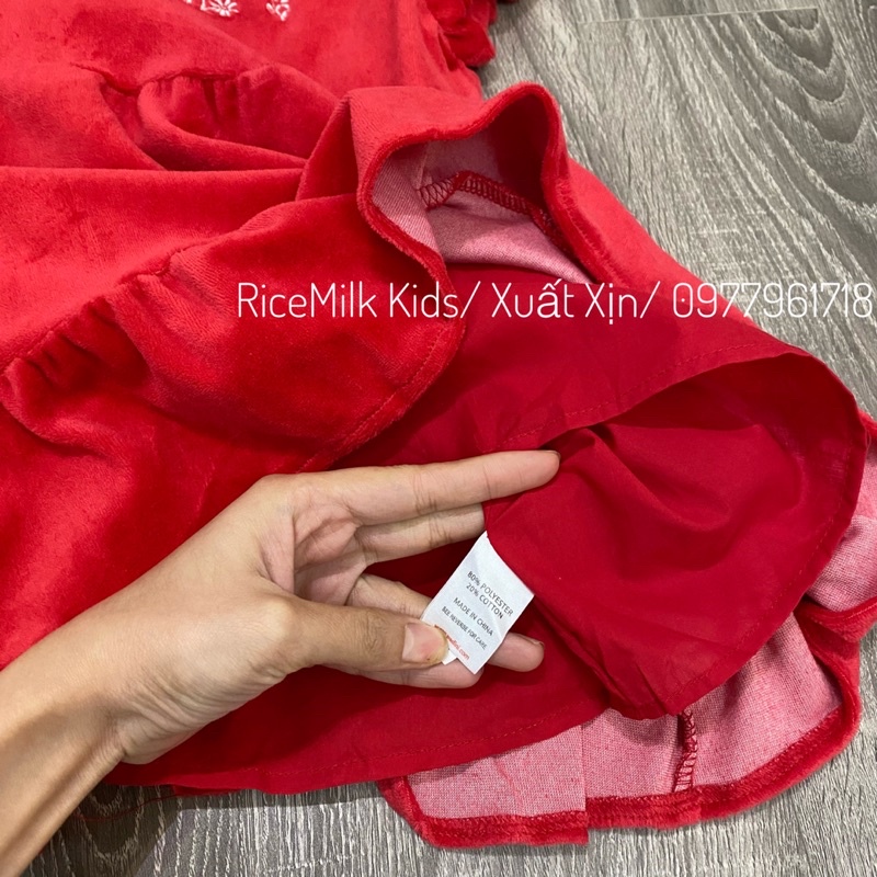 Váy nhung thêu hoa cổ màu đỏ Miki xuất dư xịn