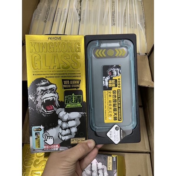 Kính Cường Lực Tự Dán KingKong Wekome  WTP - 034  trong Ngăn Bụi Loa cho iP X đến 15 Pro Max