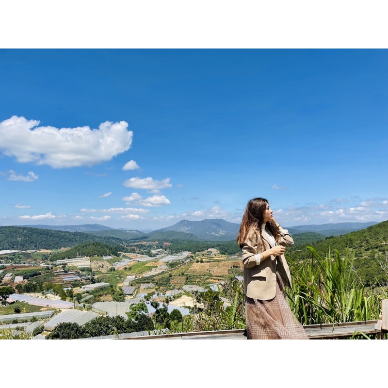 Chân váy ren dài xoè thanh lý