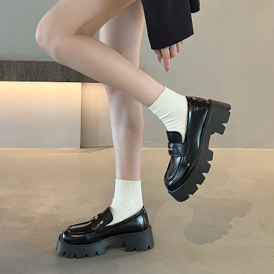 Retro Loafer - Giày Loafer đen đế cao gắn đồng xu