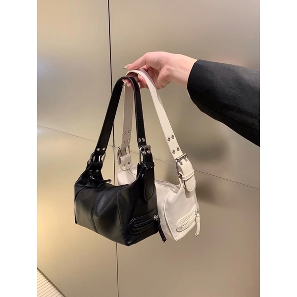 Túi quai bản to cá tính đeo ngắn hay dài đều