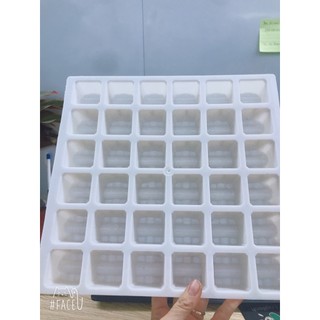 Khuôn con kê bê tông dầm sàn đa năng v3 25/30- 36 viên/khuôn