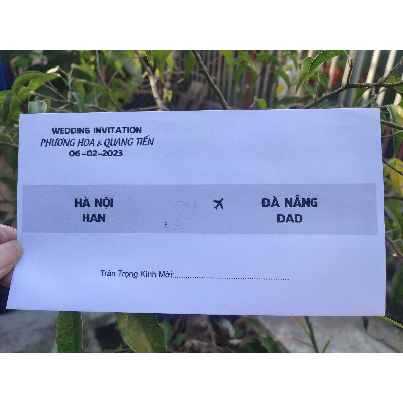 Thiệp cưới kiểu vé máy bay