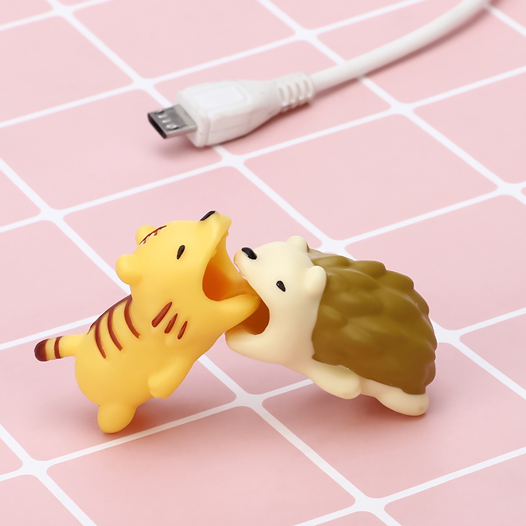 1 Phụ Kiện Quấn Bảo Vệ Dây Cáp Iphone Hình Động Vật Thỏ Chó Mèo Vui Nhộn CFH