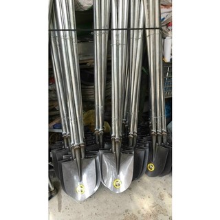 Xẻng nhọn cán típ sắt