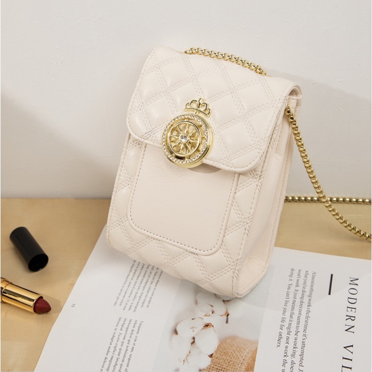 Túi xách nữ mini khóa vương miện hoàng gia sang chảnh dây xích vàng chống trộm Capucha T251