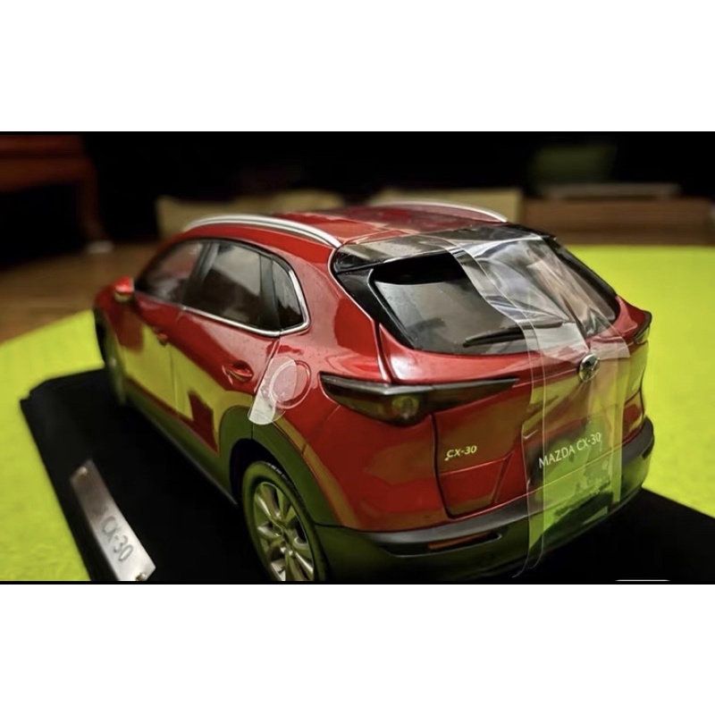 Mô hình xe Mazda CX30 hackback tỉ lệ 1:18