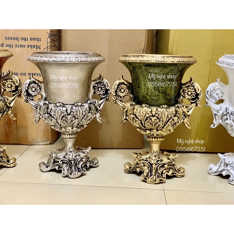 Cúp số 9 Bình hoa composite