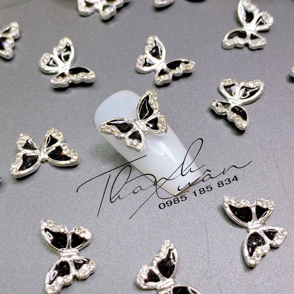 [charm nail] charm bướm đen cao cấp