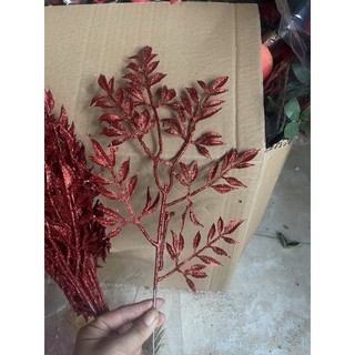 lá Đinh lăng nhũ làm oản