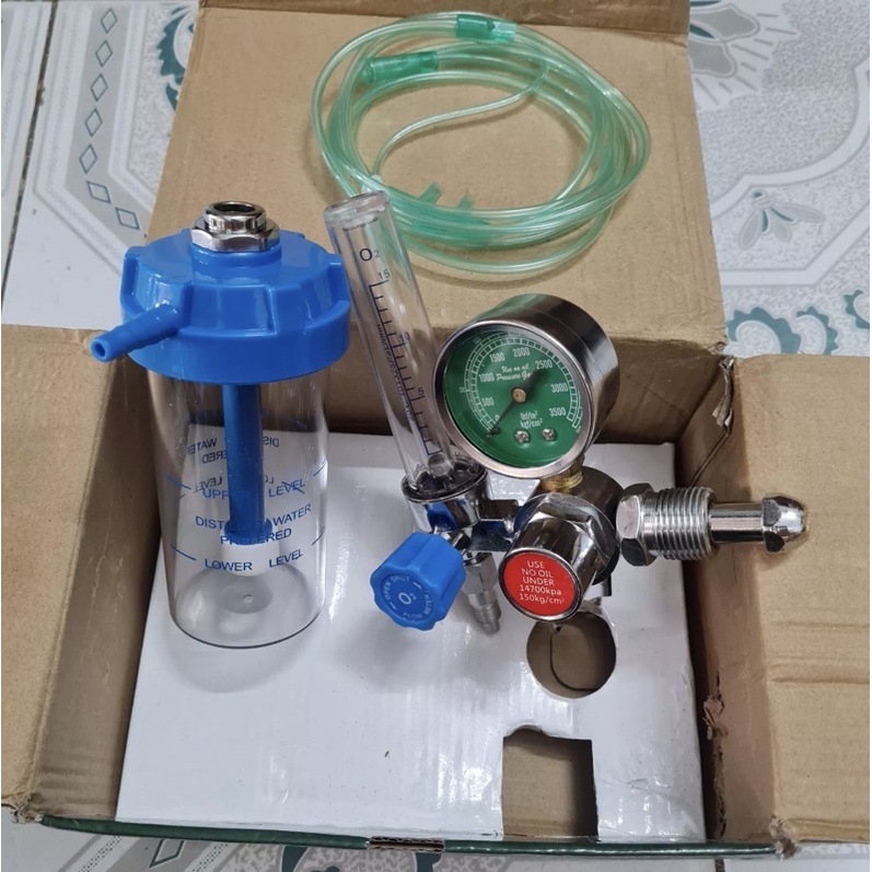 Đồng hồ đo áp suất Oxy YR 88- Có bình làm ẩm