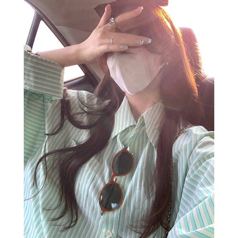 Áo Sơ Mi Tay Dài Dáng Rộng Họa Tiết Kẻ Sọc Màu Xanh Lá Thời Trang Xuân Thu Cho Nữ