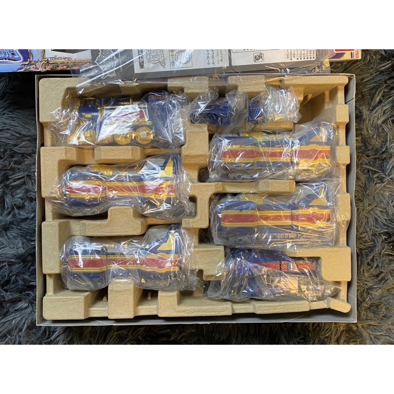 Mô hình chính hãng DX Travelion Siêu nhân Kỵ Mã chính hãng Bandai