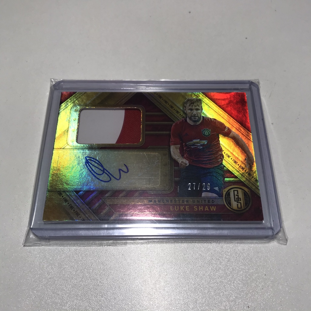Thẻ cầu thủ chữ ký LUKE SHAW 27/29 Panini Gold Standard Soccer Card 2019-20 Autograph Manchester United