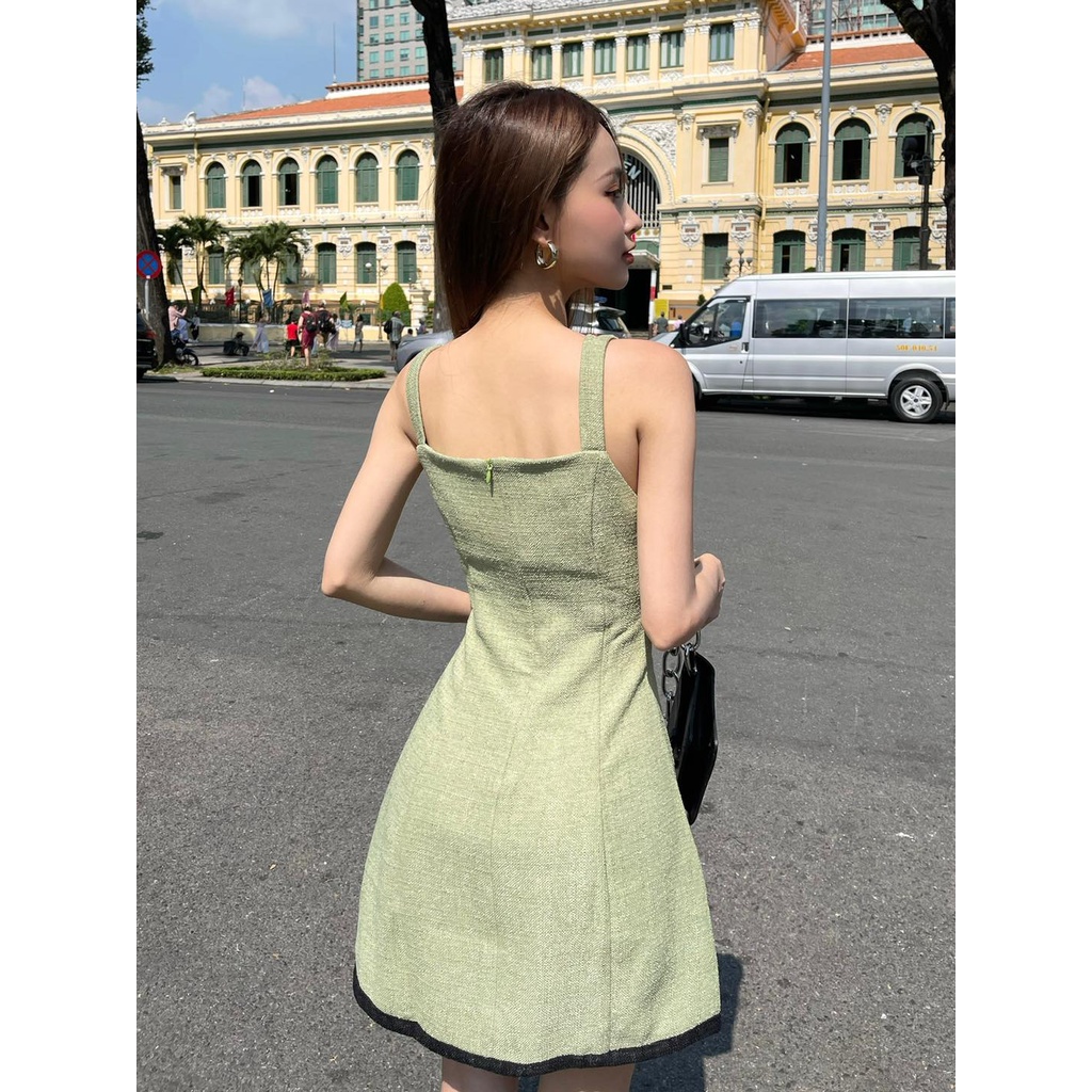 Đầm dây mini form A chạy viền khác màu thời trang GAGO màu xanh cốm GG4234