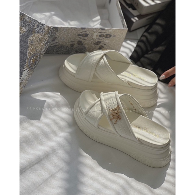 GL_A6_0204 dép bánh mì