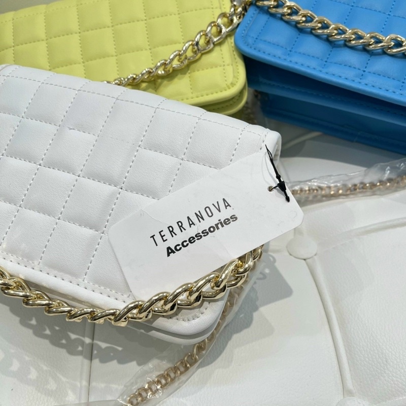 Túi xuất âu nắp gập