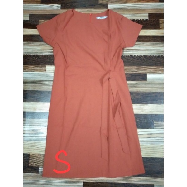 Thanh lý đầm Mango size S / M