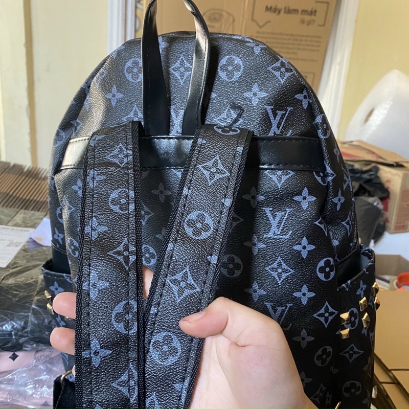 BALO DA CHỮ LV MÀU ĐEN SIZE LỚN DÀNH CHO NAM NỮ