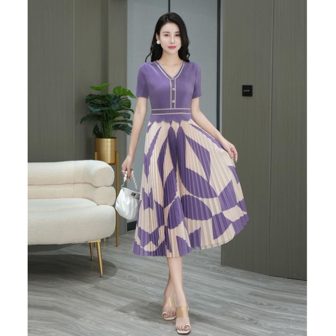 Váy Xếp Ly Ôm Eo Cổ Chữ V Phong Cách Phương Tây Thời Trang Mùa Hè 2023
