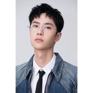 Gọng khoan titan kính mắt 88 kính chrome heart