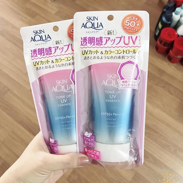 Kem Chống Nắng Skin Aqua Rohto Tone Up UV Essence SPF50