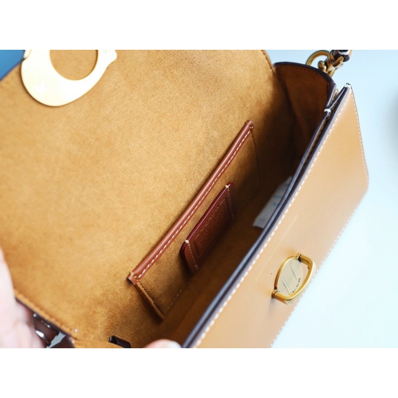 Túi đeo vai Coach Studio Baguette Bag