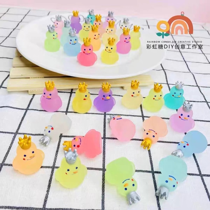 Set 2 charm vua tuyết dùng làm handmade, phụ kiện, trang trí,...