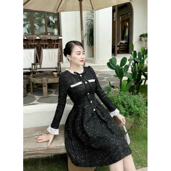 Váy xòe dạ xếp nhiều ly